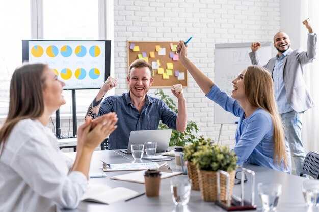 12 Best Employee Engagement Strategies &
