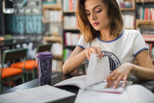 5 Best Essay Paraphrasing Tools - A Student's Guide to Writing Better
