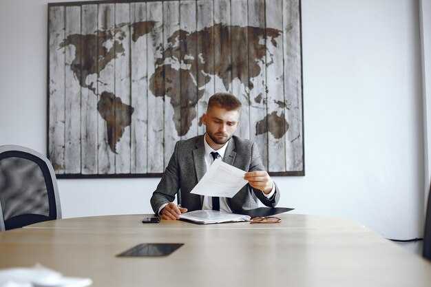 6 Reasons You Need Finance Translation Services for Global Compliance