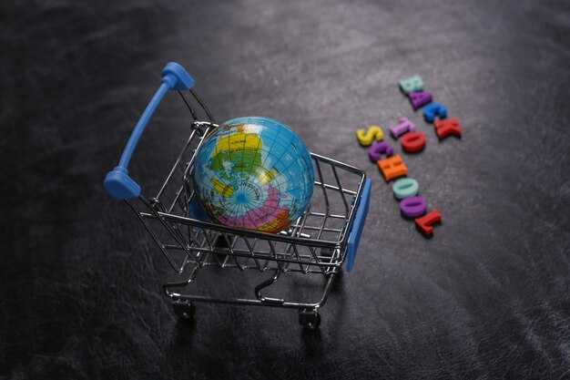 Global E-Commerce Growth - Now Is the Time to Diversify Beyond the US
