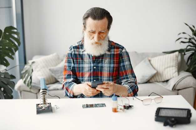The Great Memory Squeeze - Why AI Is Making Gadgets Expensive